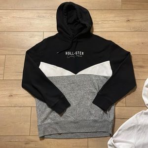 Bundle (x2) One Hoodie One Zip-up Hollister Hoodies (Large)